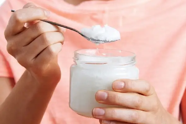 Huile de coco pour chiens.