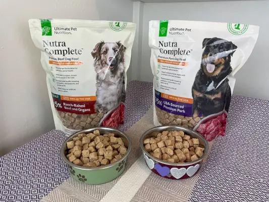 Aliments per a gossos de vedella i porc nutra complete premium