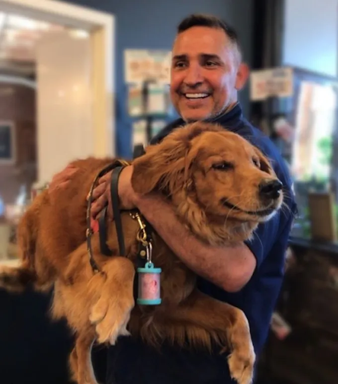 Su „Chateau Le Woof“ sužinome apie šunų kavinės tendencijas' title=