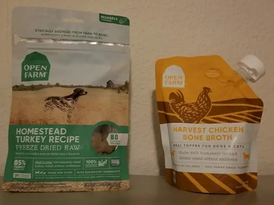 Przepis na indyka z otwartej farmy Homestead Liofilizowany surowy i rosół z kurczaka