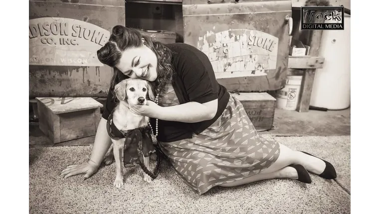 Laura a Kelty' title=