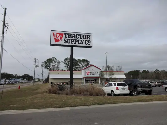 Tractor Supply Co, Perry