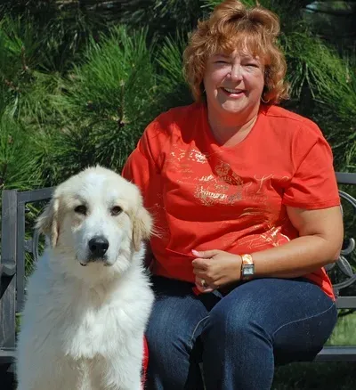 Claire Whitlock-Skinner a Roscoe z Kansas Humane Society